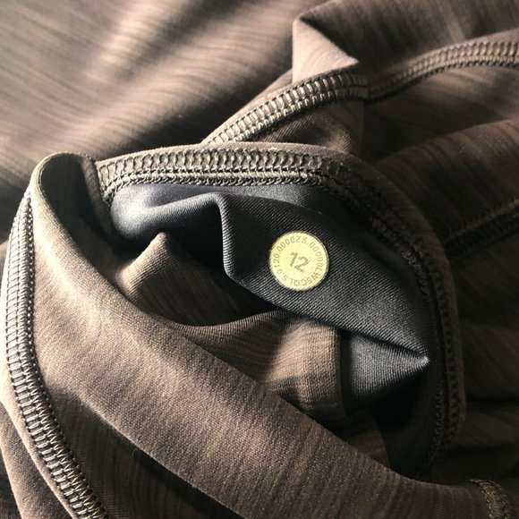 Lululemon Invigorate 25" (Heathered Black Currant) - Picture 3 of 5